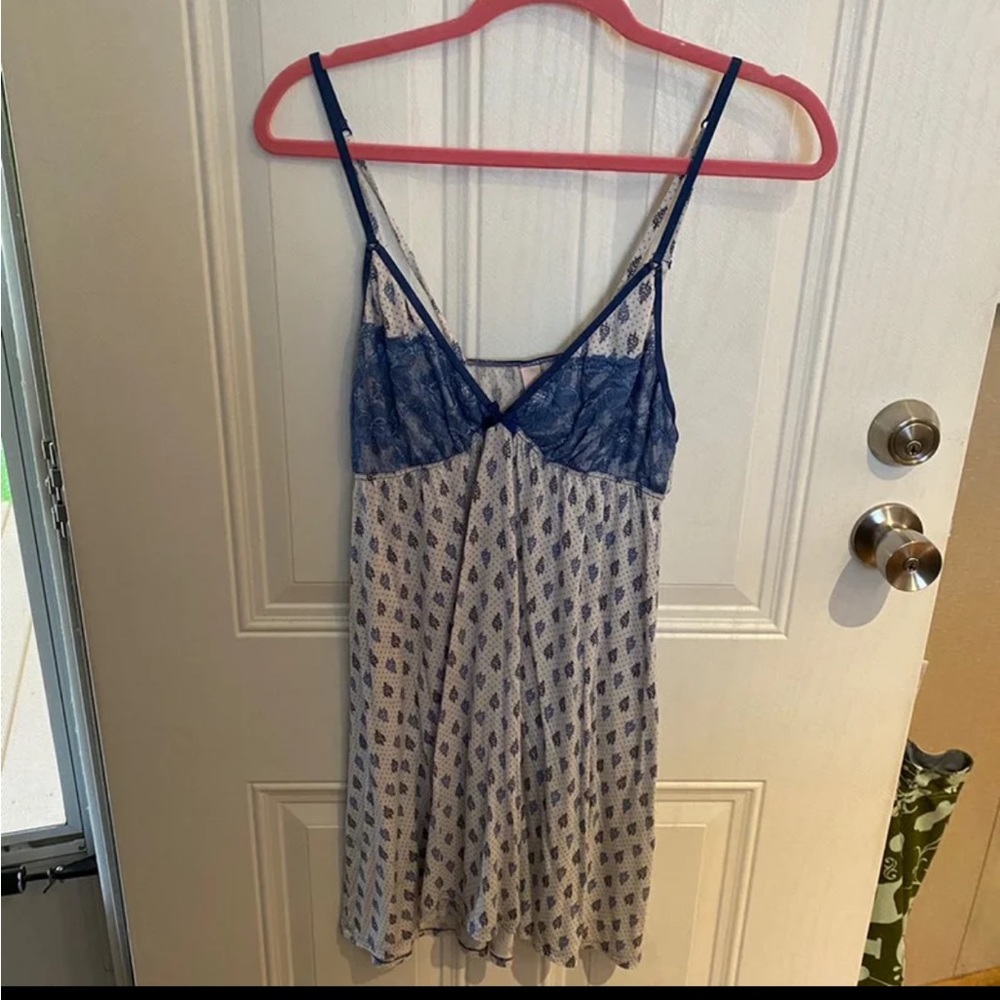 Victoria's Secret Blue and White Lace Chemise